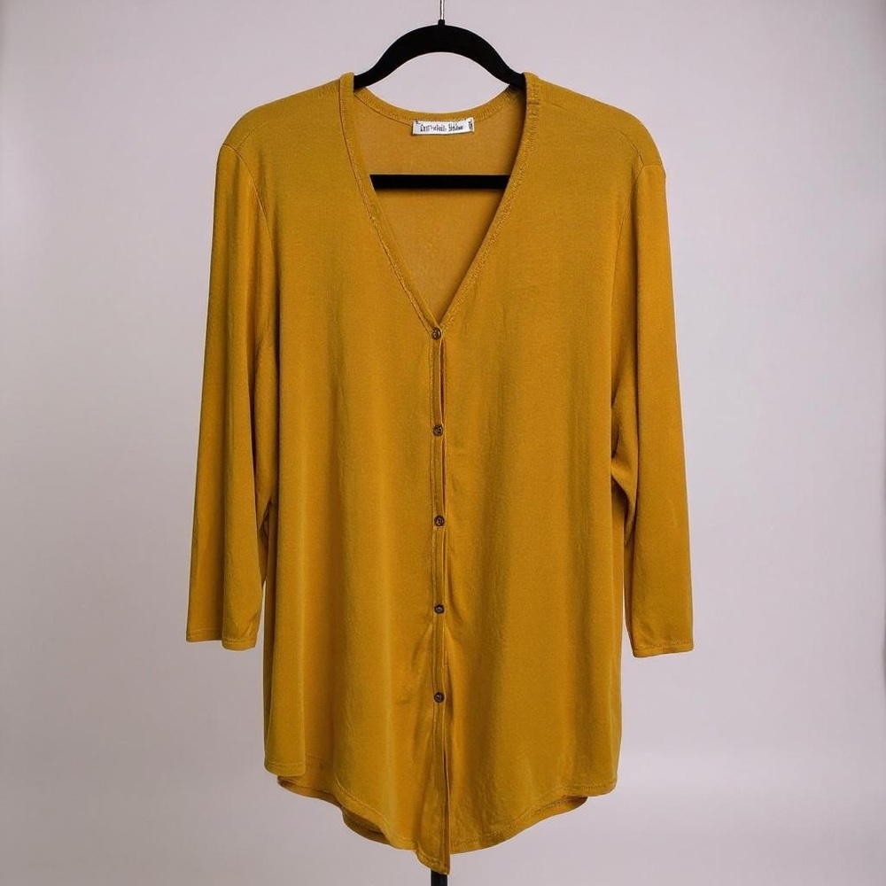 Michelle‎ Mae Mustard Button-Up Top